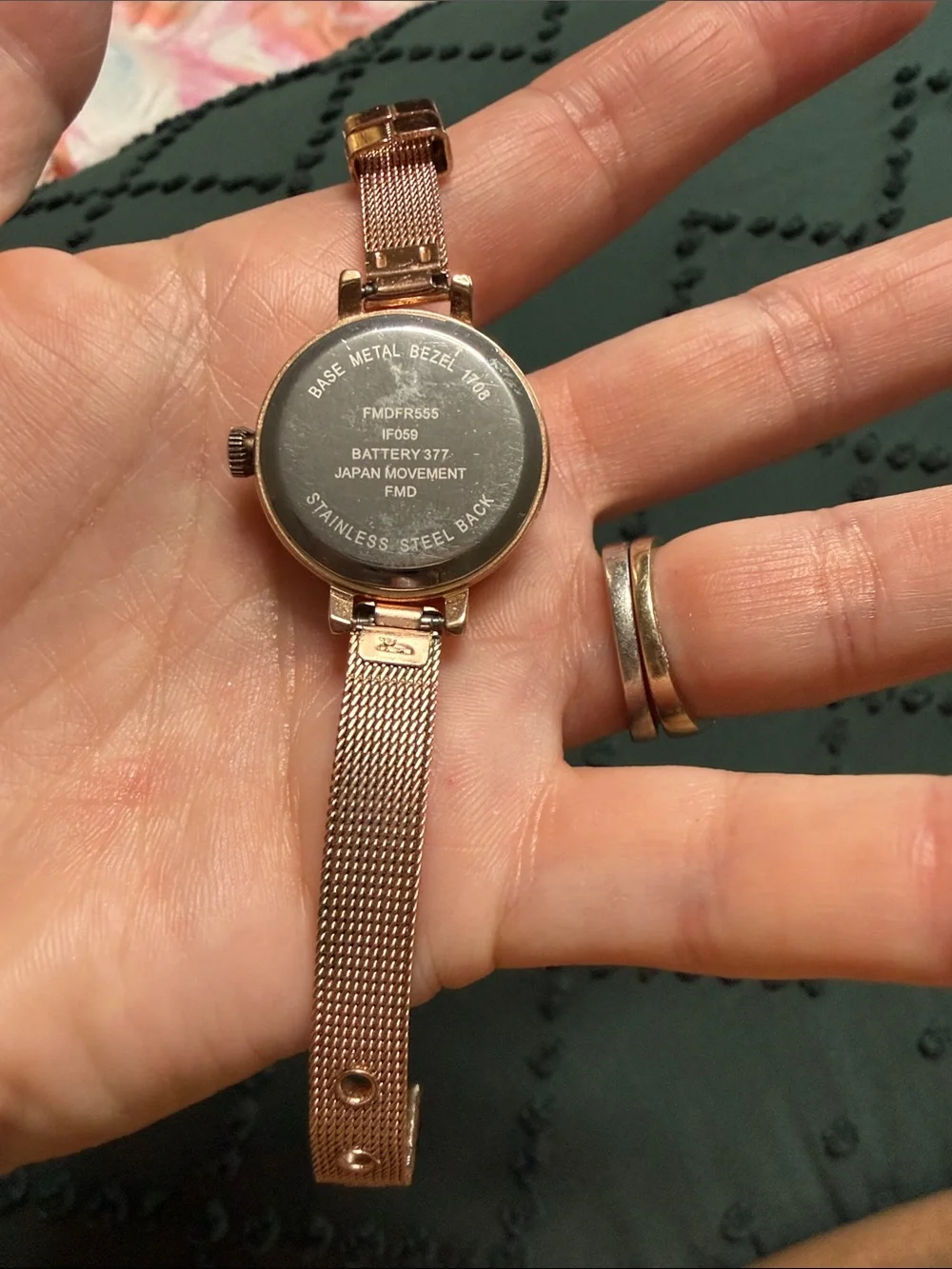 Rose Gold Mesh Band Round Face Watch